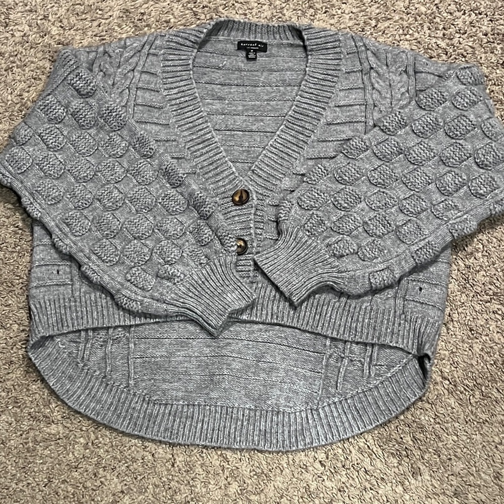 Current Air Chunky cable knit hi lo oversized sweater cardigan.